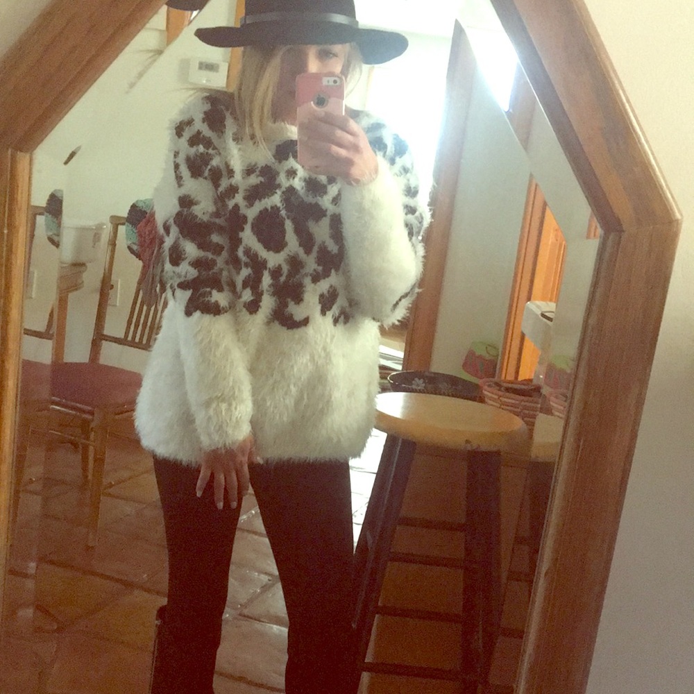 Pull over fashion